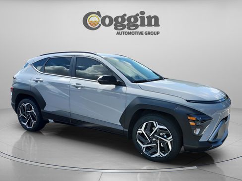 Used 2026 Hyundai Kona SEL Premium image 7