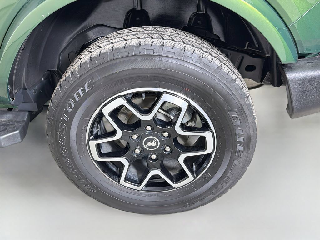 Used 2023 Ford Bronco Outer Banks AWD/4WD image 26