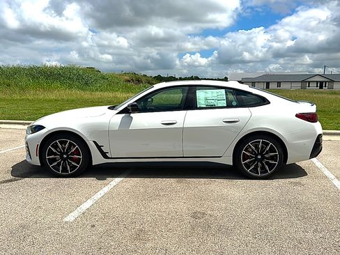 New 2026 BMW i4 eDrive40 w/ M Sport Package RWD image 5