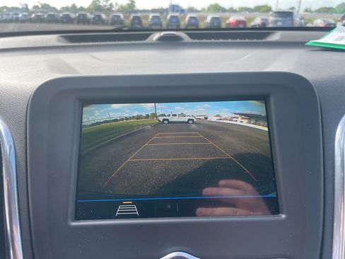 Used 2019 Chevrolet Equinox LT image 22