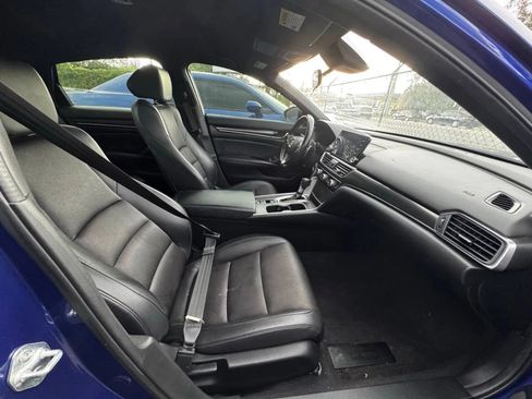 Used 2022 Honda Accord Sport image 15