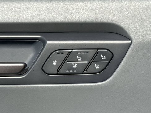 New 2026 Kia EV9 Wind image 25