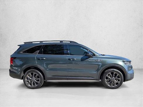 Used 2022 Kia Sorento SX Prestige w/ Rust Color Package AWD/4WD image 4