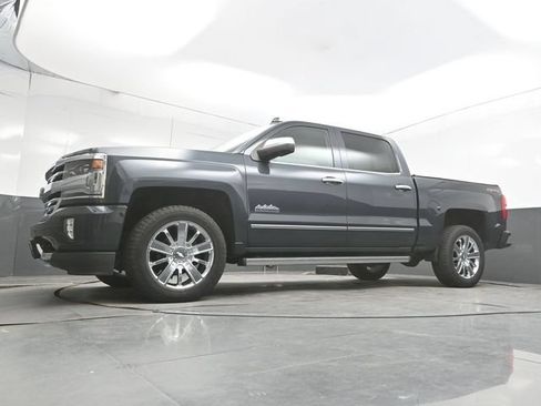 Used 2017 Chevrolet Silverado 1500 High Country AWD/4WD image 43