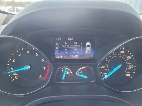 Used 2019 Ford Escape S image 23