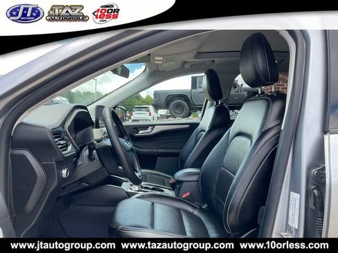 Used 2022 Ford Escape SEL FWD image 10