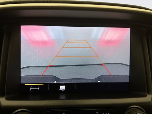 Used 2022 Chevrolet Colorado ZR2 image 16