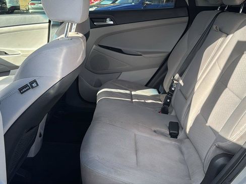 Used 2021 Hyundai Tucson SEL FWD image 23