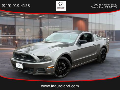 Used 2013 Ford Mustang Coupe image 1