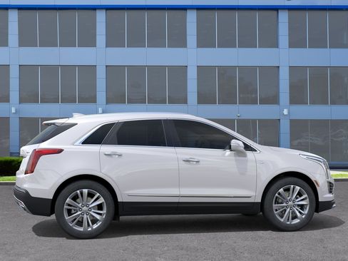 New 2026 Cadillac XT5 Premium Luxury w/ Driver Assist Package AWD/4WD image 5