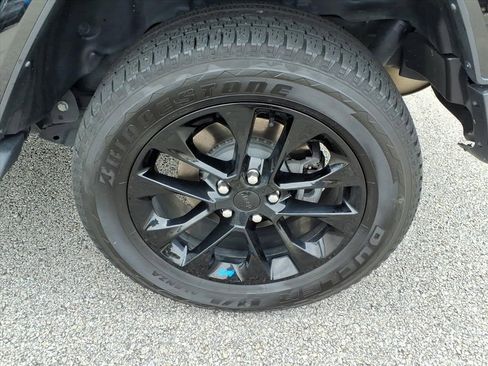 Used 2023 Jeep Wrangler Unlimited Sahara w/ Cold Weather Group image 12