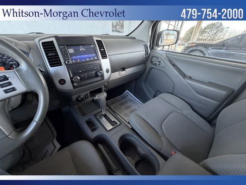 Used 2019 Nissan Frontier SV image 24