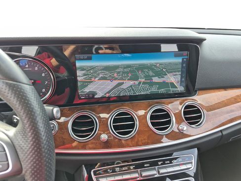 Used 2017 Mercedes-Benz E 300 E 300 w/ Premium 1 Package image 22