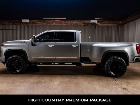 Used 2026 Chevrolet Silverado 3500 High Country w/ High Country Premium Package AWD/4WD image 6