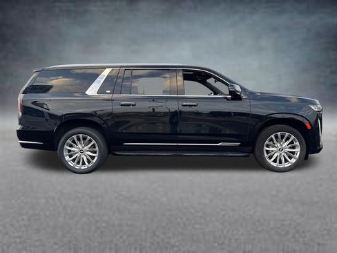 Used 2022 Cadillac Escalade ESV Premium Luxury w/ LPO, Floor Liner Package AWD/4WD image 10