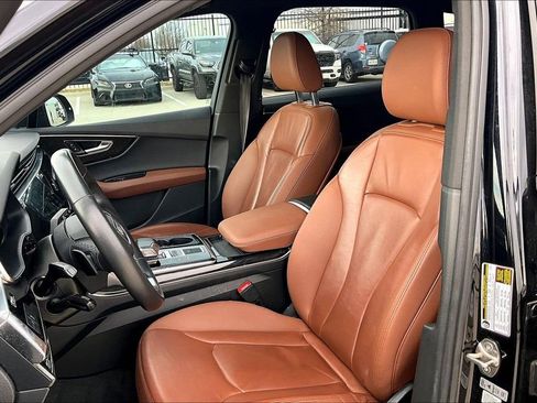 Used 2021 Audi Q7 2.0T Premium w/ Convenience Package image 30