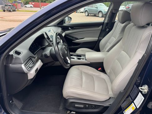 Used 2018 Honda Accord EX-L image 9