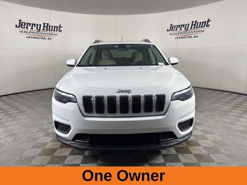Used 2020 Jeep Cherokee Latitude FWD image 4