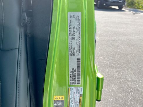 Certified 2025 Jeep Gladiator Mojave image 30