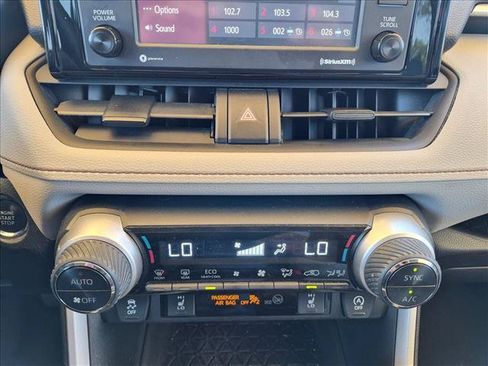 Used 2020 Toyota RAV4 XLE w/ XLE Grade Weather Package FWD image 11