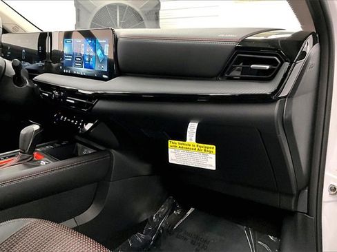 New 2026 Nissan Kicks SR w/ SR Premium Package image 33