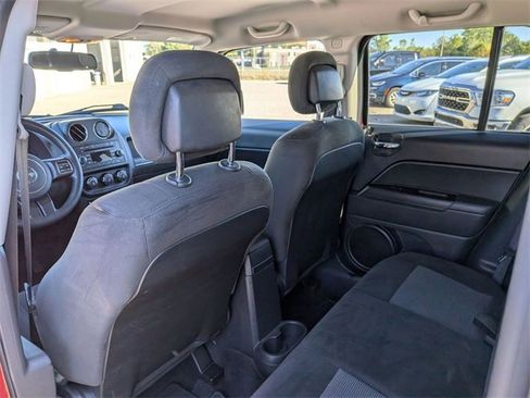 Used 2016 Jeep Patriot Sport w/ Power Value Group image 23