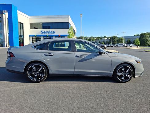 Certified 2024 Honda Accord Sport image 7
