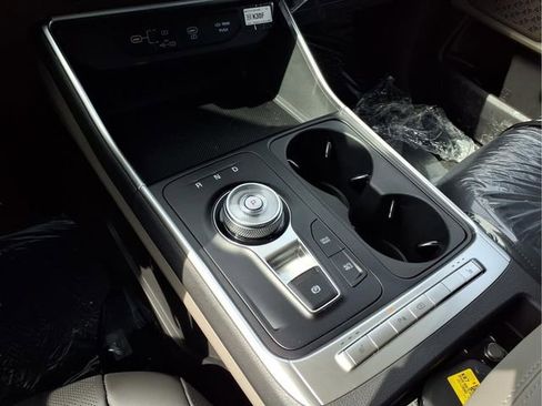 New 2026 Kia Carnival LXS image 8