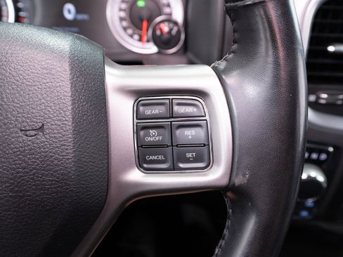 Used 2022 RAM 1500 Warlock AWD/4WD image 25