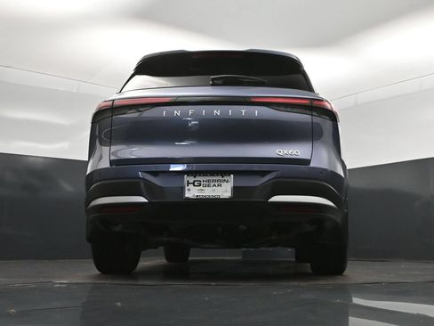 Certified 2026 INFINITI QX60 Luxe w/ Cargo Package FWD image 42