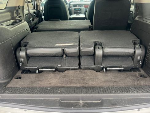 Used 2011 GMC Yukon SLE w/ Convenience Package image 13