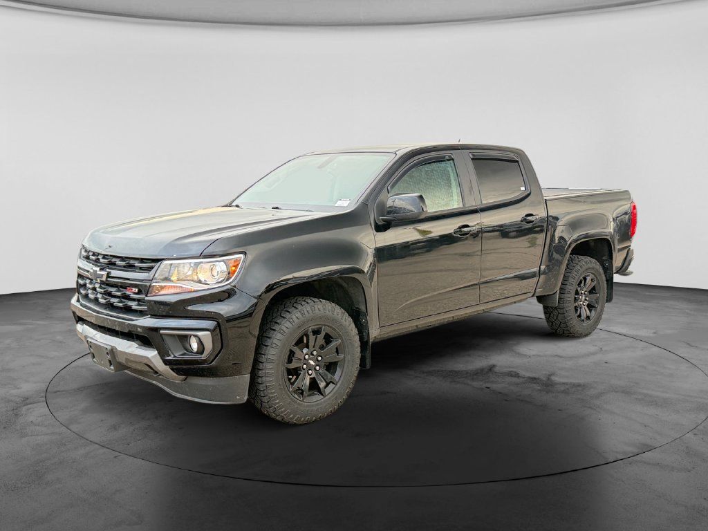 Used 2022 Chevrolet Colorado Z71 w/ Z71 Midnight Edition AWD/4WD image 4