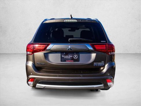 Used 2018 Mitsubishi Outlander GT image 6