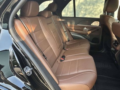 Certified 2025 Mercedes-Benz GLE 450e 4MATIC image 45