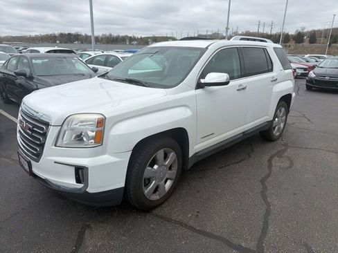 Used 2016 GMC Terrain SLT w/ Open Road Package AWD/4WD image 2
