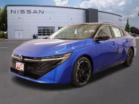 New 2026 Nissan Sentra SR w/ SR Premium Package FWD image 6