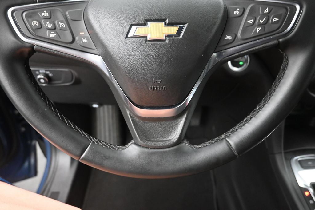 Used 2024 Chevrolet Equinox LT AWD/4WD image 17