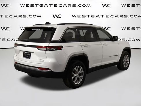 Used 2023 Jeep Grand Cherokee Limited image 56