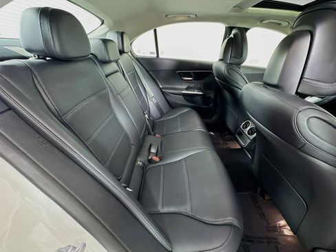 Used 2022 Mercedes-Benz C 300 Sedan image 26
