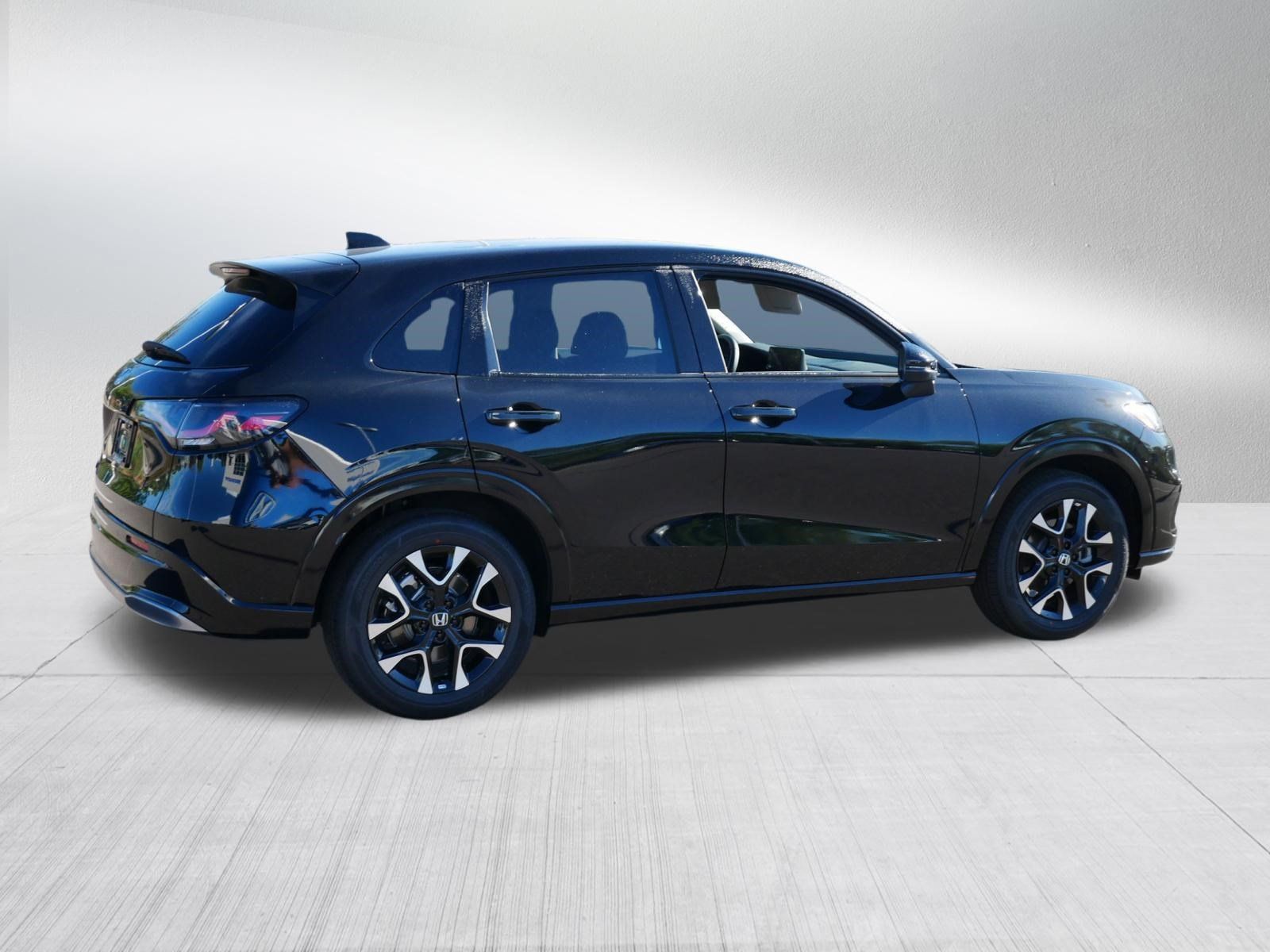 Used 2027 Honda HR-V EX-L image 7