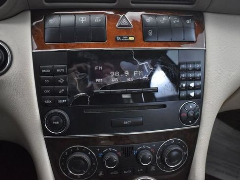 Used 2005 Mercedes-Benz C 240 4MATIC Sedan image 11