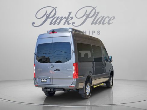Used 2026 Mercedes-Benz Sprinter 2500 image 6