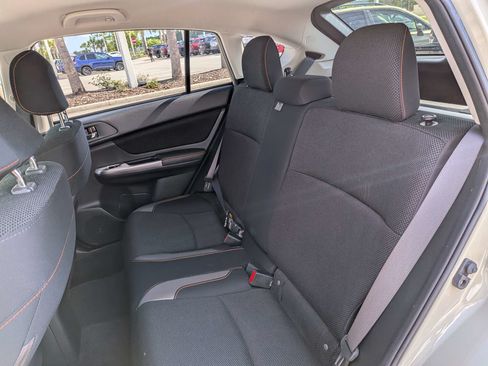 Used 2016 Subaru Crosstrek 2.0i Premium AWD/4WD image 14