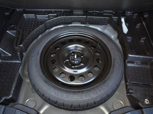 Used 2024 Ford Escape Platinum AWD/4WD image 40