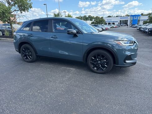 Used 2024 Honda HR-V Sport image 19
