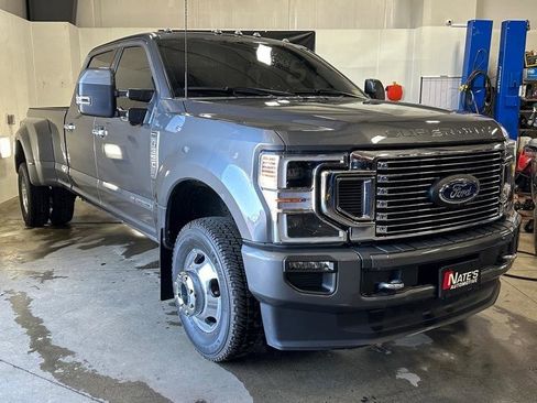 Used 2022 Ford F350 Limited image 24