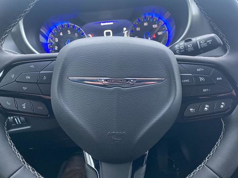 New 2026 Chrysler Pacifica Select w/ S Appearance Package image 9