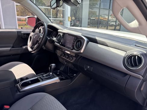 Used 2023 Toyota Tacoma SR5 image 33