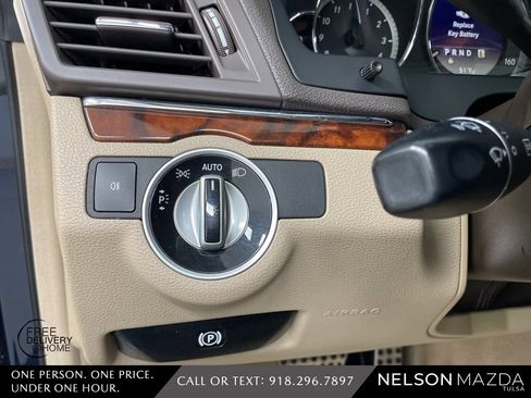 Used 2012 Mercedes-Benz E 350 E 350 image 24
