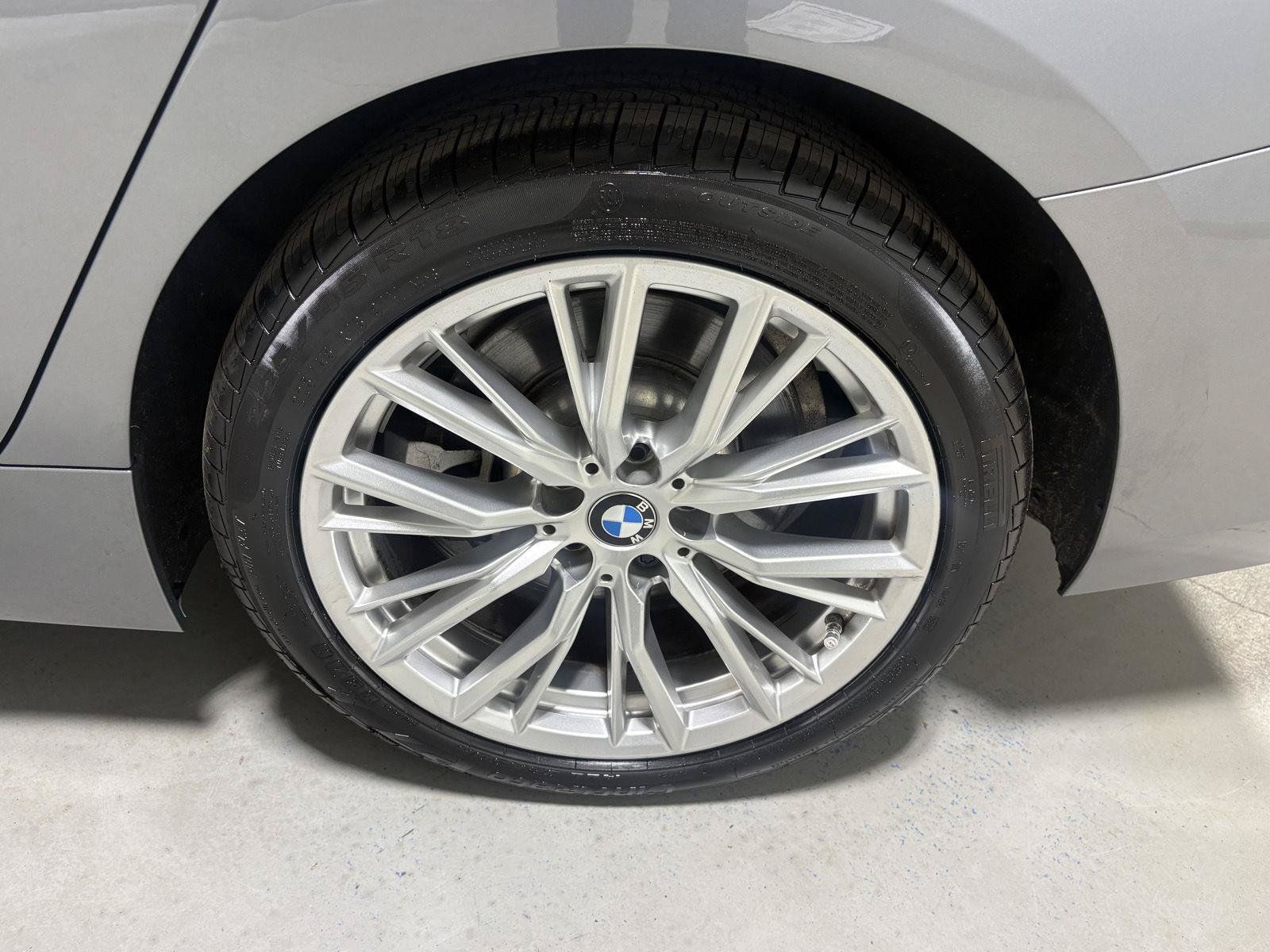 Used 2024 BMW 330i xDrive Sedan w/ Convenience Package AWD/4WD image 36